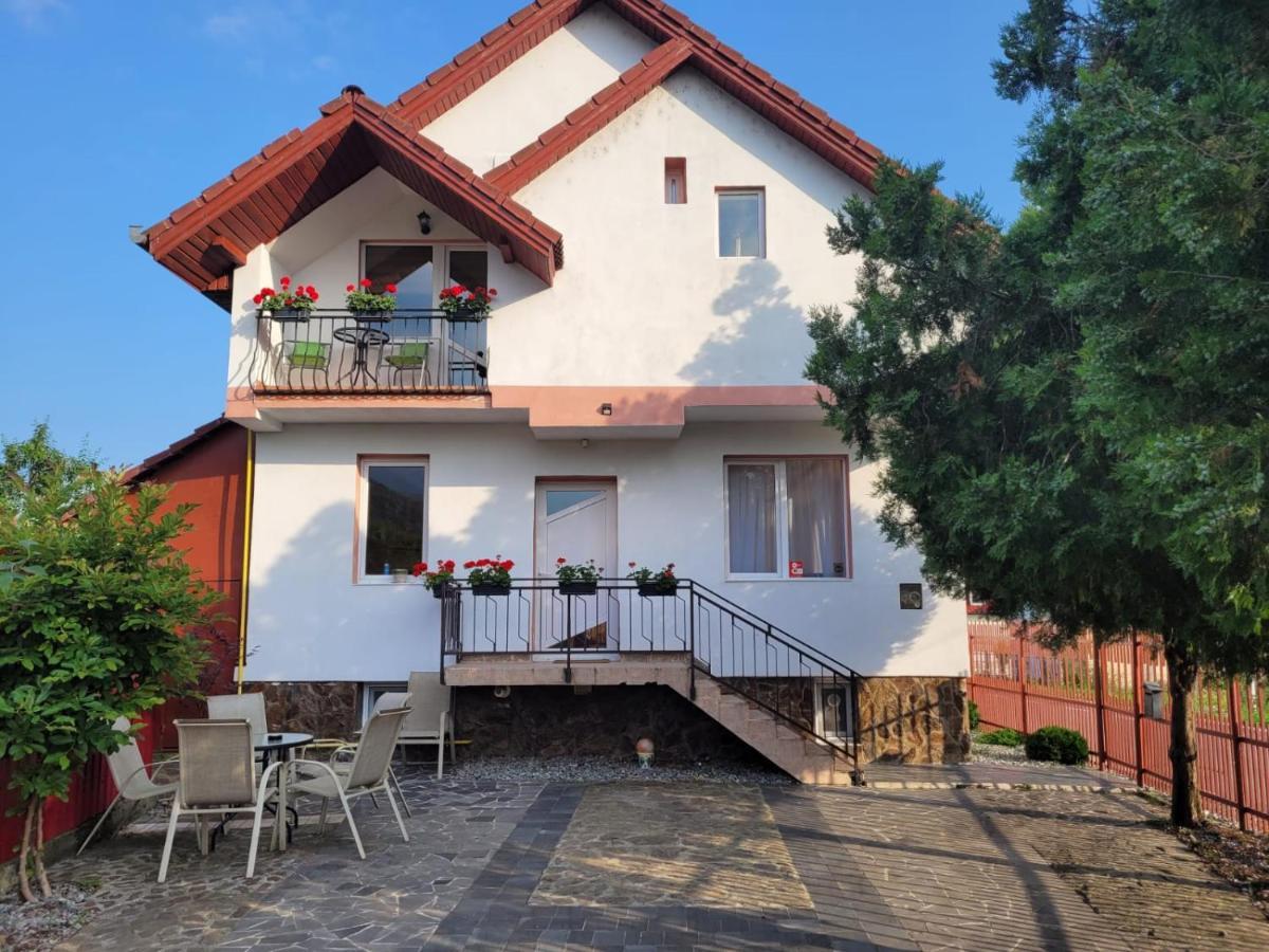 Vila Castelana Caciulata Exterior photo